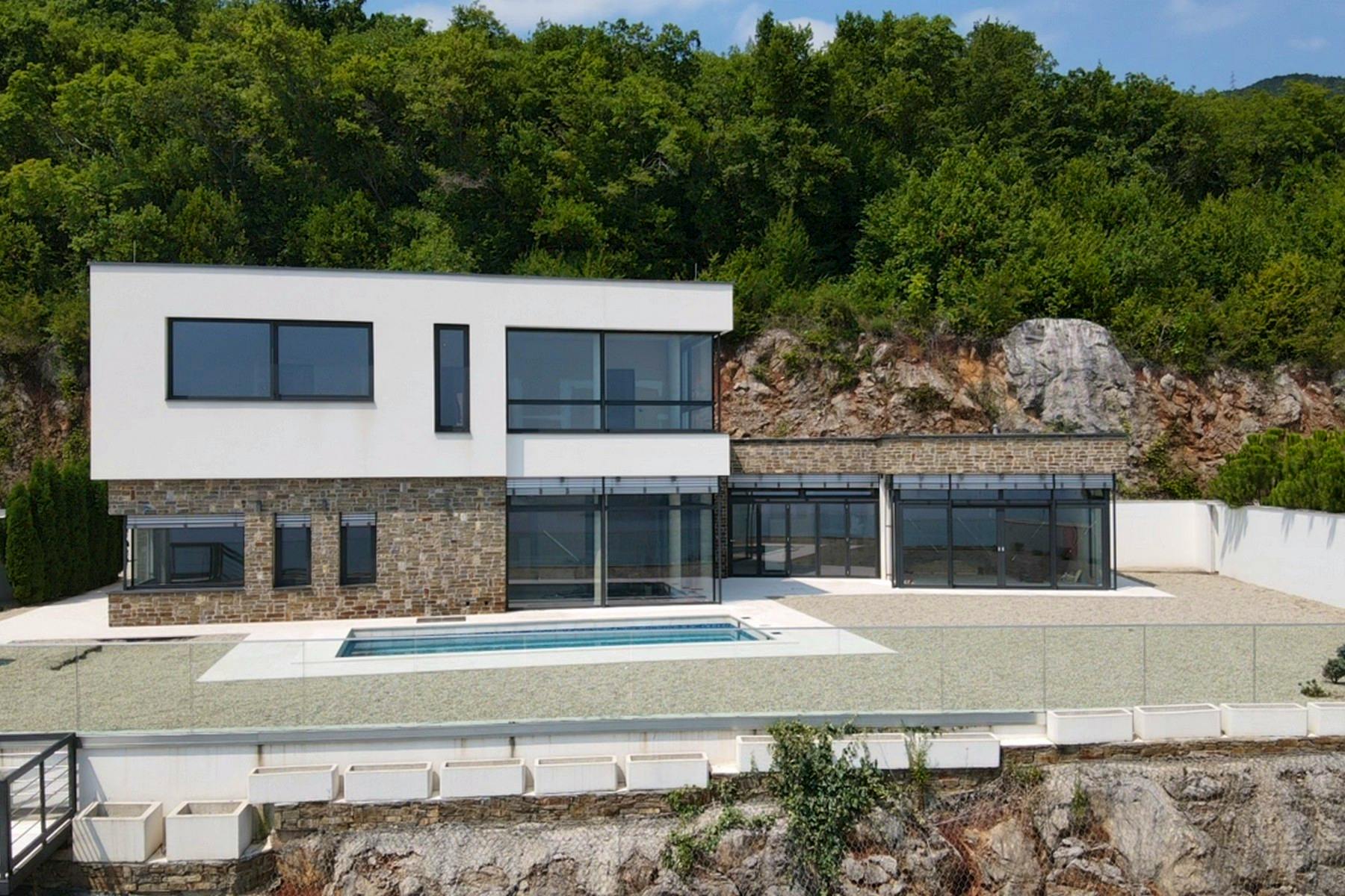 Contemporary villa with swimming pool in Opatija for sale