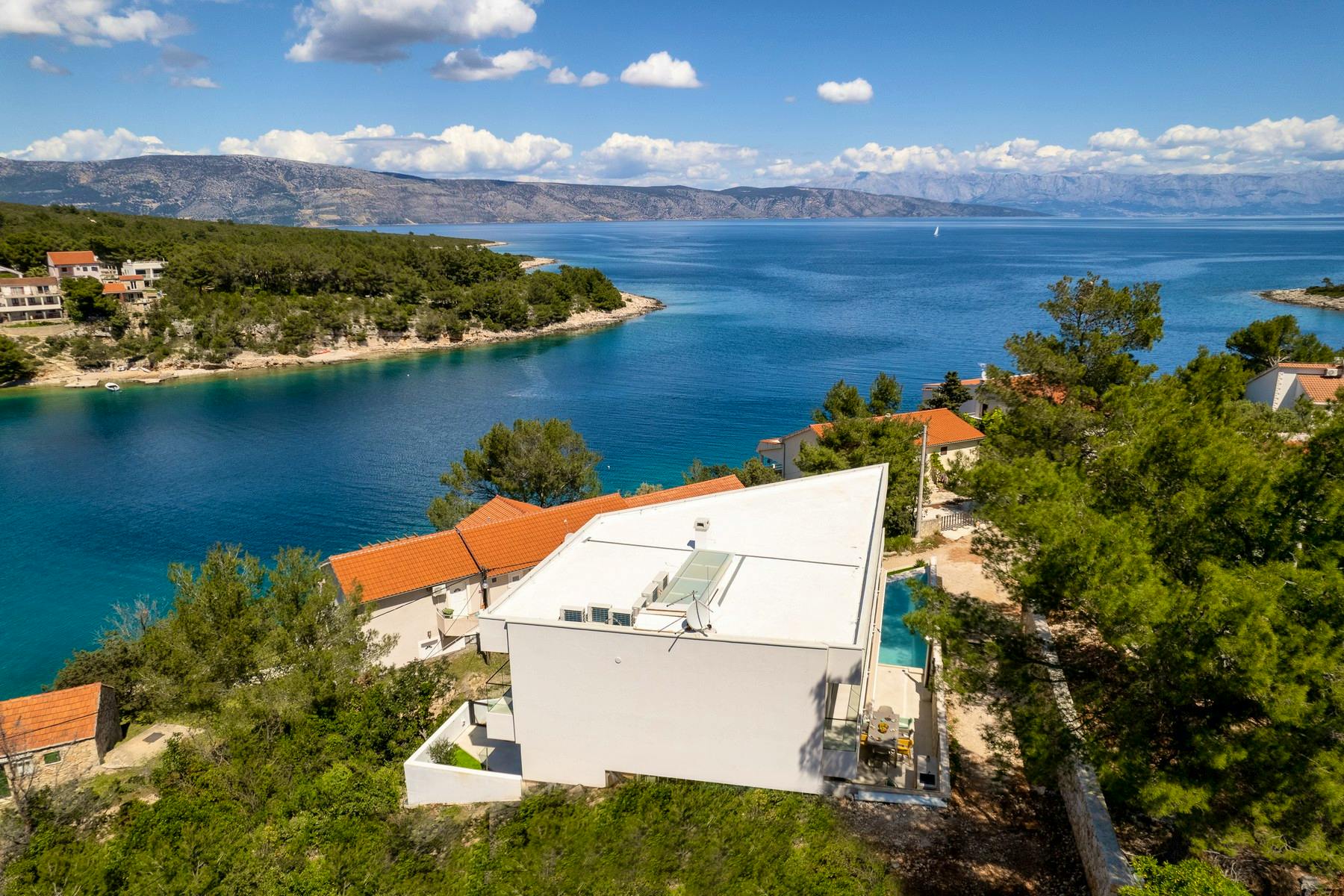 Modern sea view villa on Hvar