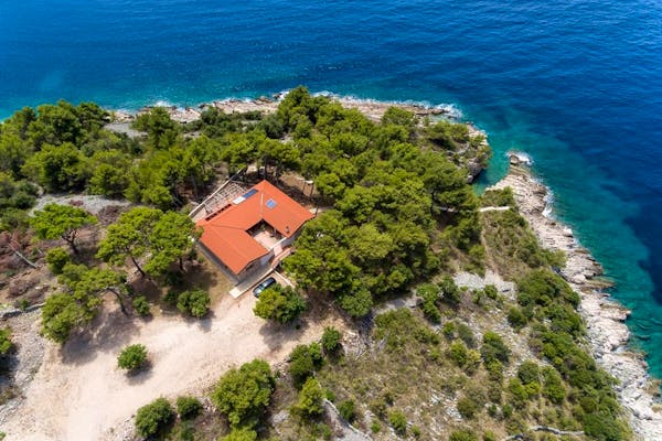 Seafront stone villa on an idyllic island 