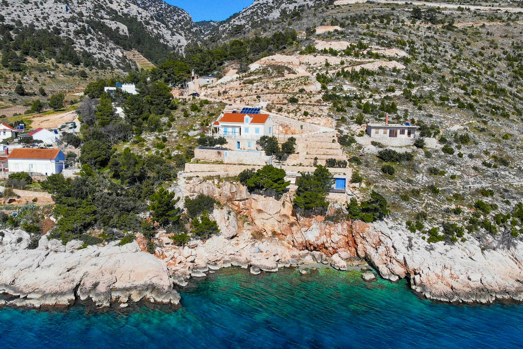 Seafront villa for sale on Brac