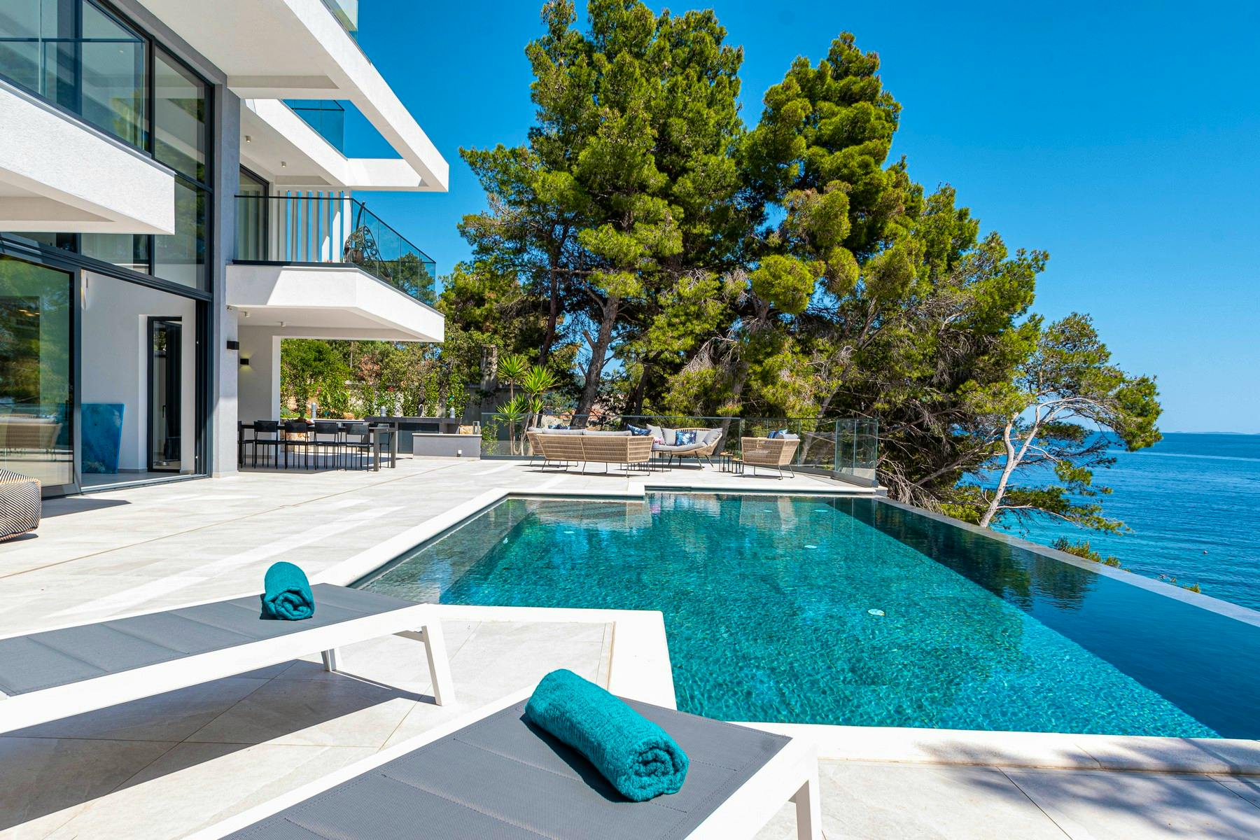 Premium waterfront villa in Croatia