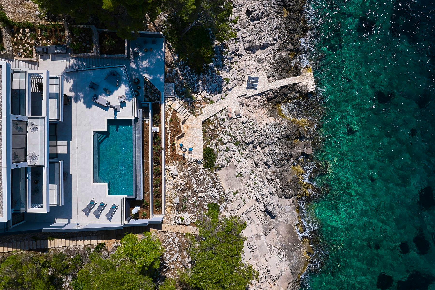 Prvoklasna vila uz more na Korčuli