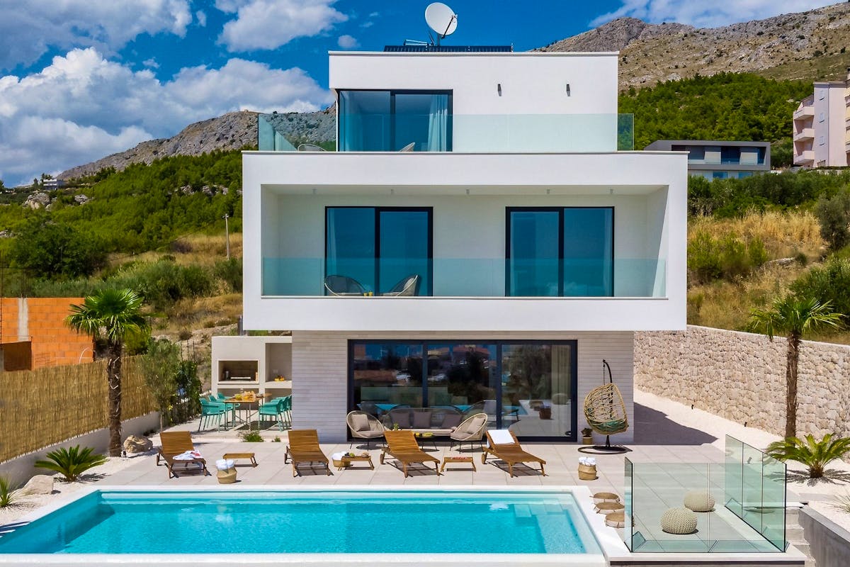 Modern villa for sale near Split