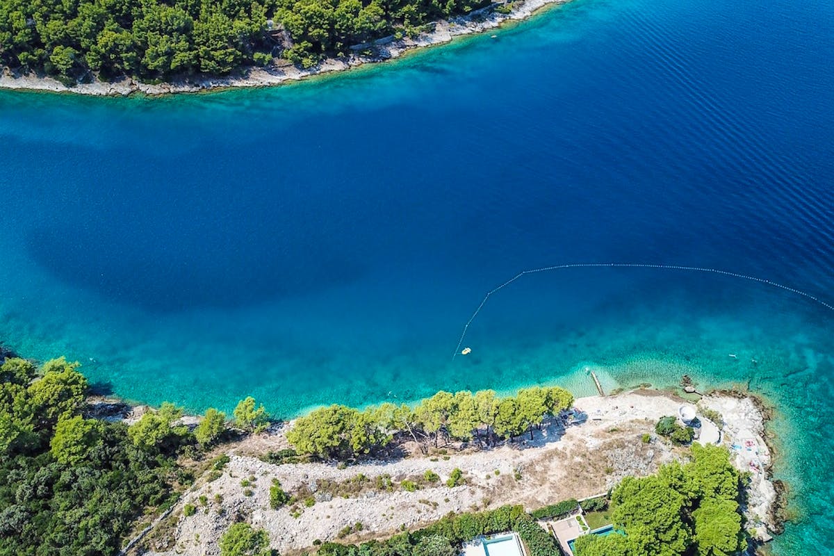 Građevinsko zemljište uz more sa spektakularnim pogledom