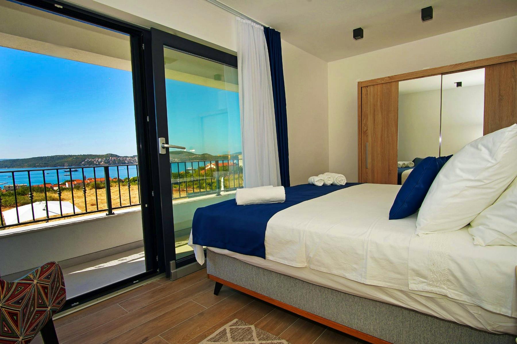 En-suite bedroom overlooking the sea