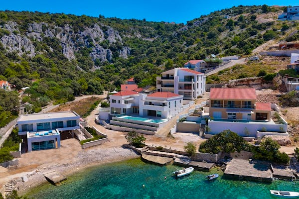 Newly built seafront villa near Rogoznica for sale 