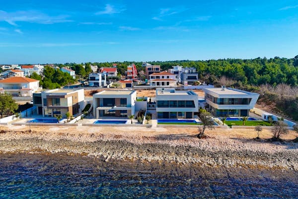 Newly built seafront villas near Zadar for sale