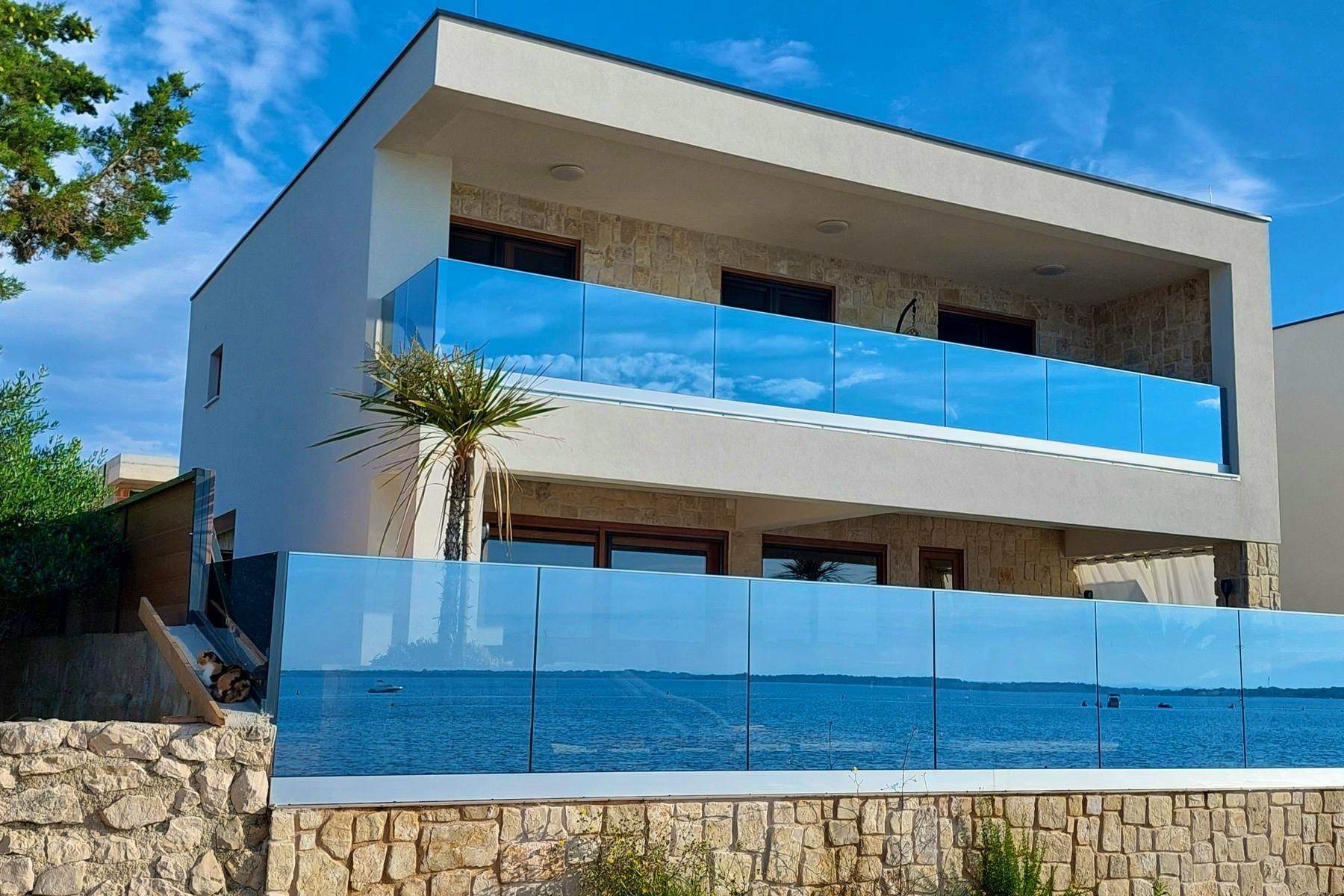 Newly built seafront villa near Zadar for sale