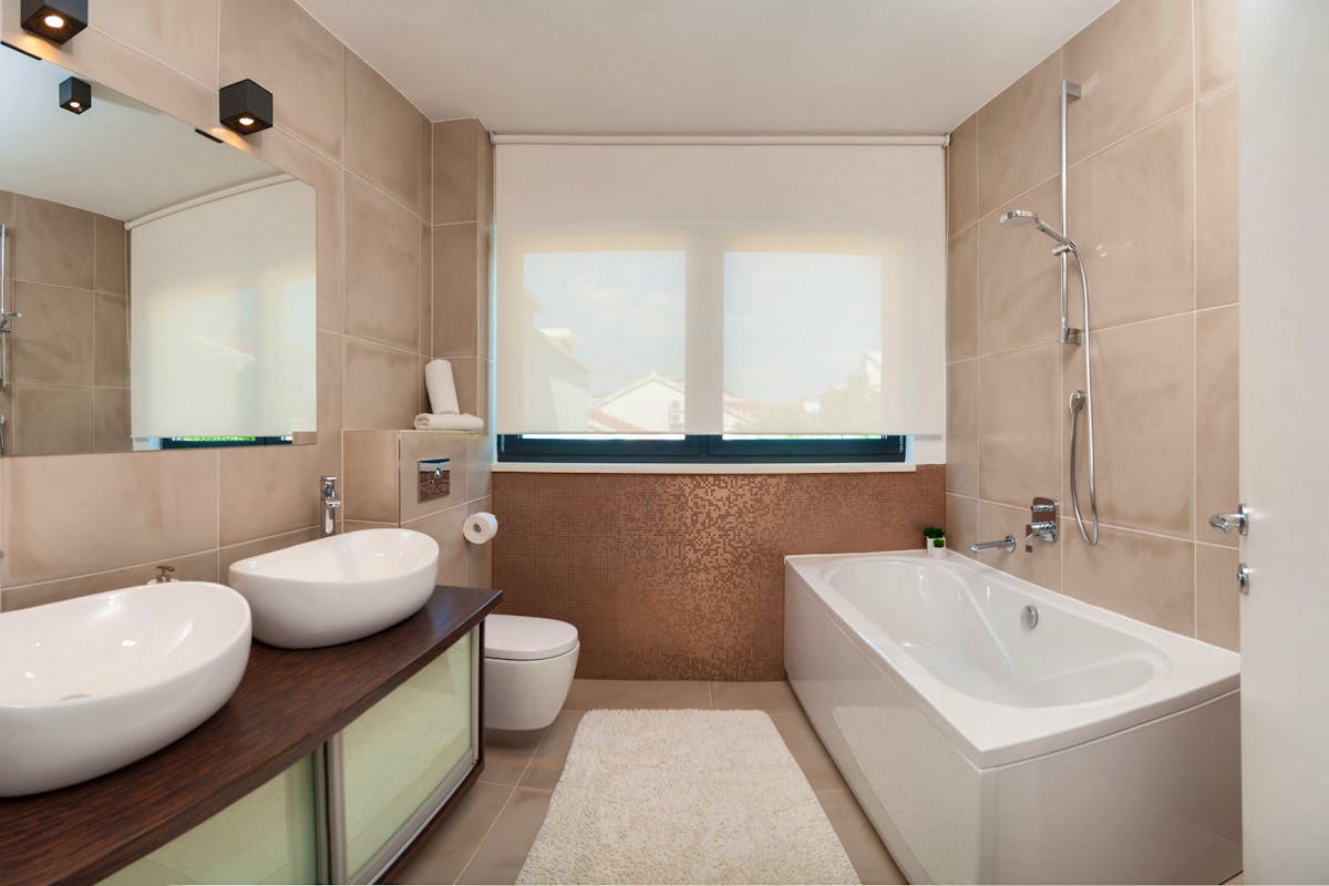 Spacious bathroom with a tub