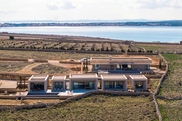 Newly built villas with sea view on Pag for sale