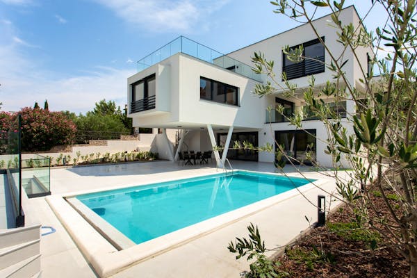 Newly built modern villa on Šolta for sale