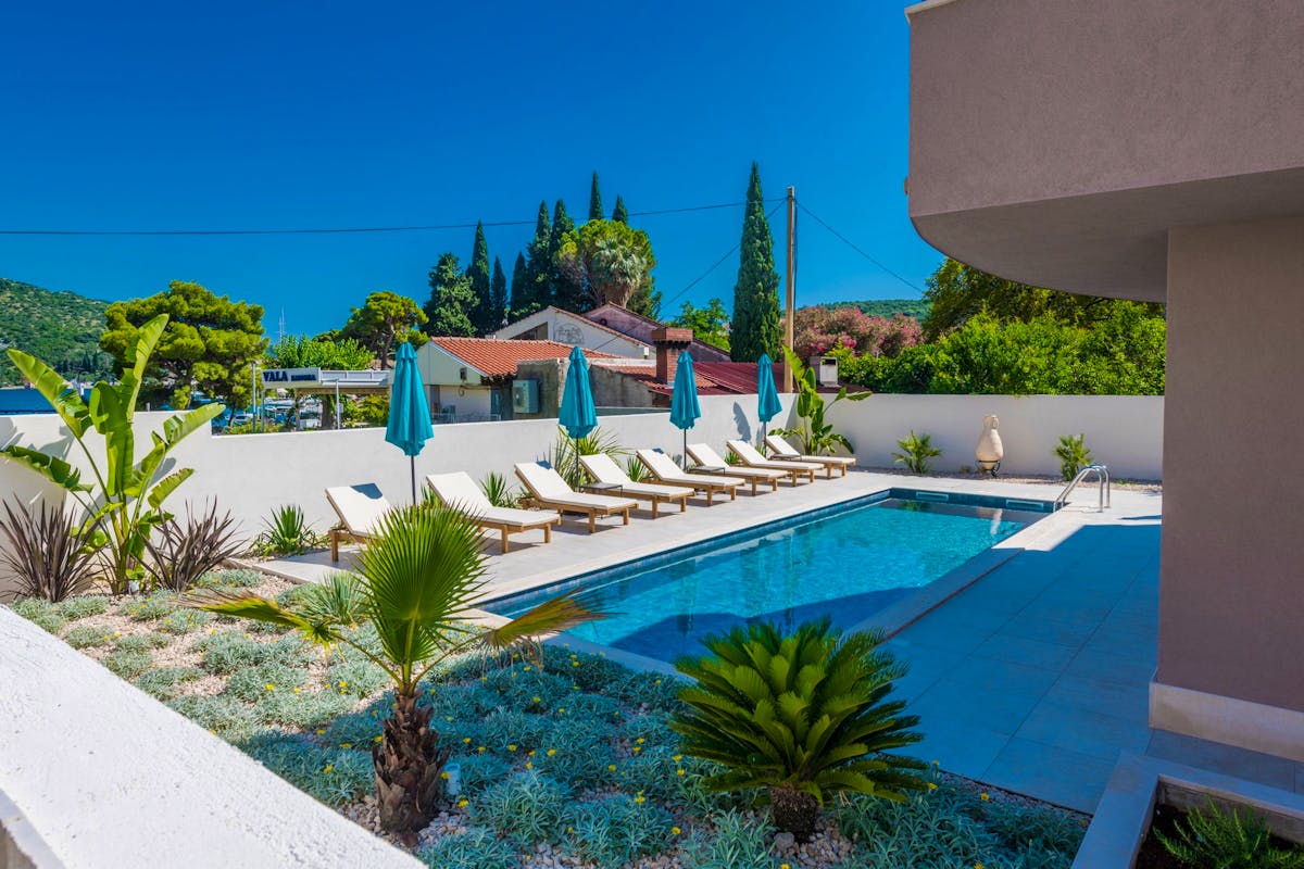 Modern villa with swimming pool near Dubrovnik for sale