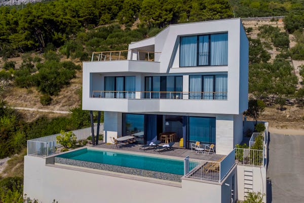 Modern villa with pool near Makarska for sale