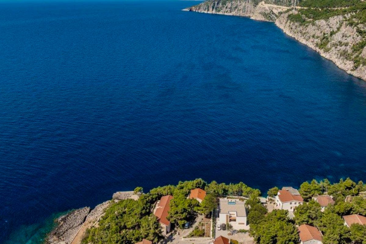 Otvoren pogled na more iz vile