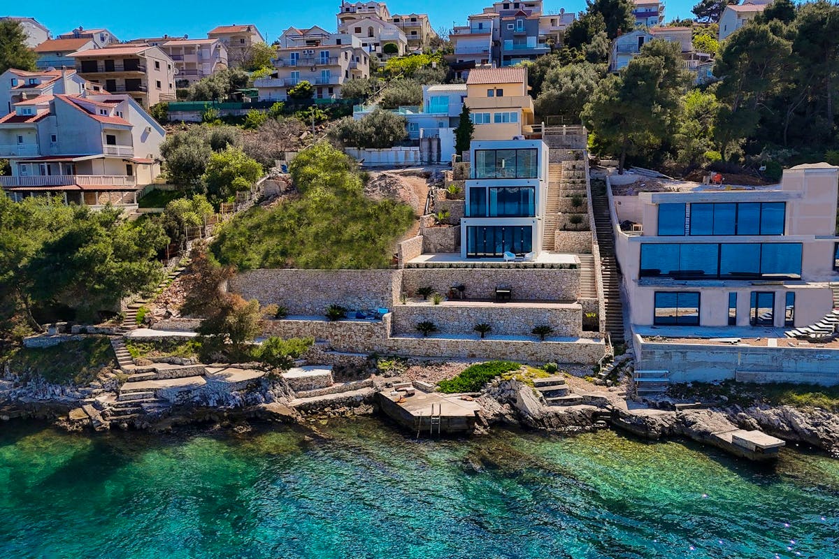 Seafront modern villa on Čiovo for sale