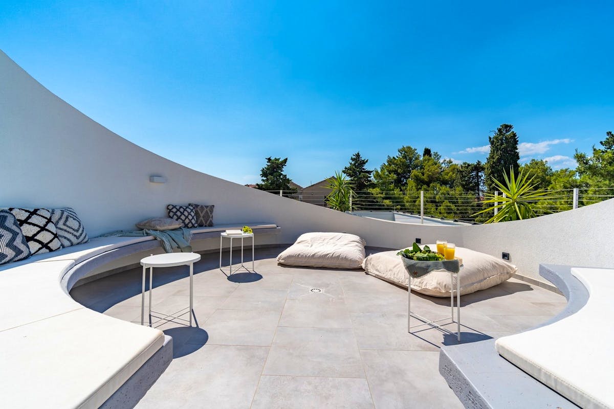 Roof top terrace with sea view