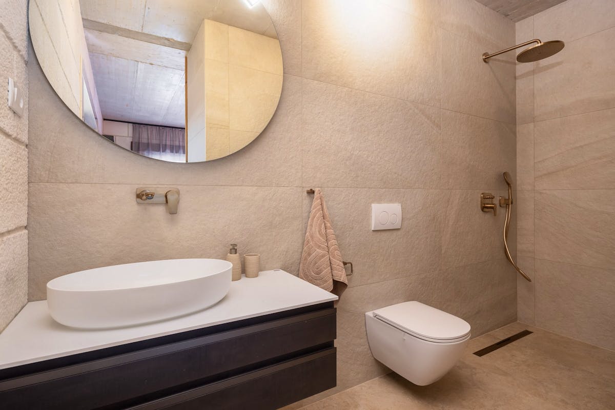 Spacious bathroom with walk-in shower