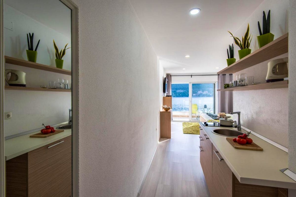 Elegant apartment with sea view