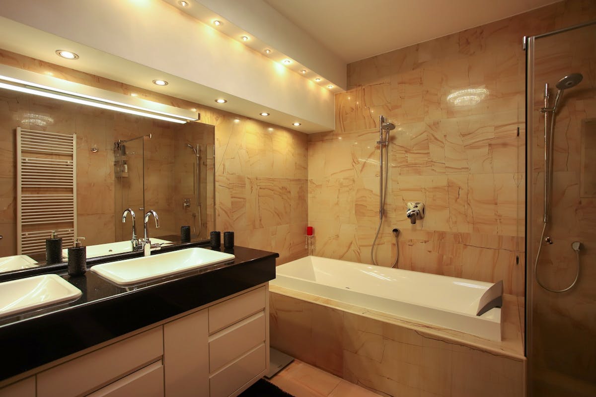 Spacious and elegant bathroom