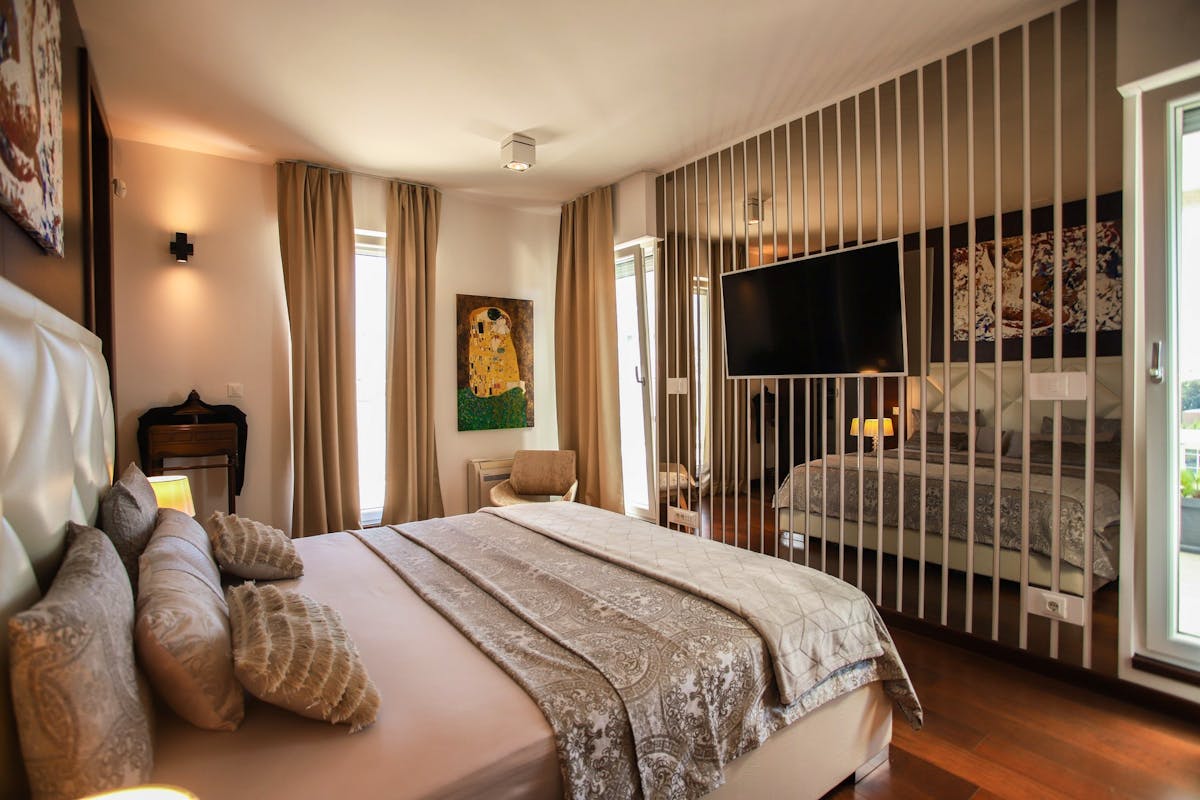 Spacious and stylish bedroom