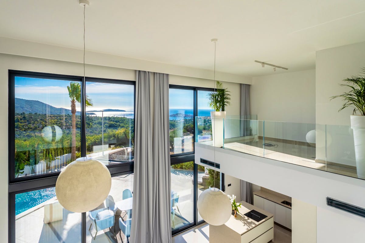 Open-plan living area overlooking the sea