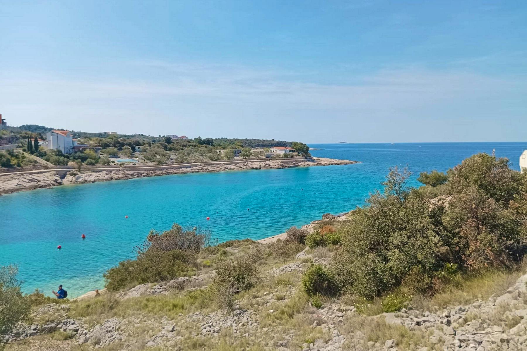 Prodaje se jedinstveno zemljište u Primoštenu