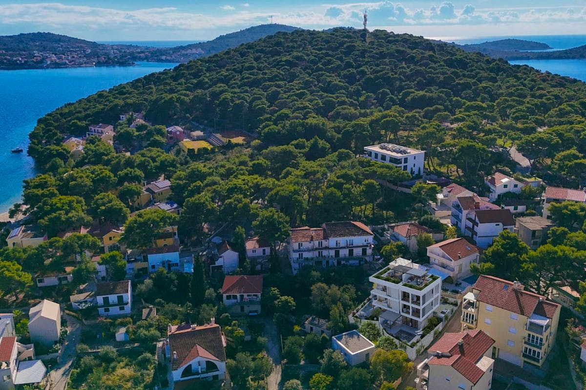 Plot in exclusive location on Rogoznica peninsula for sale
