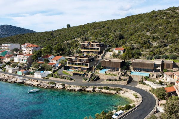 Seafront villas in Vinisce for sale