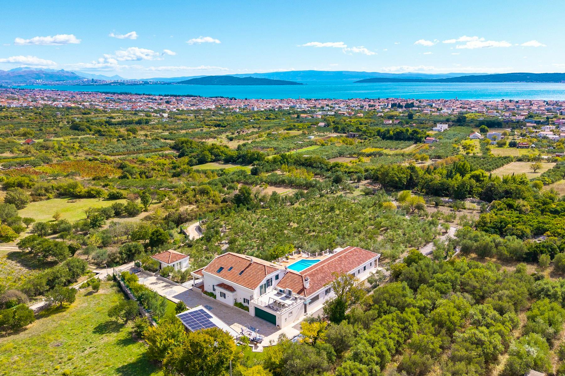 Luxury estate with open sea view near Split for sale