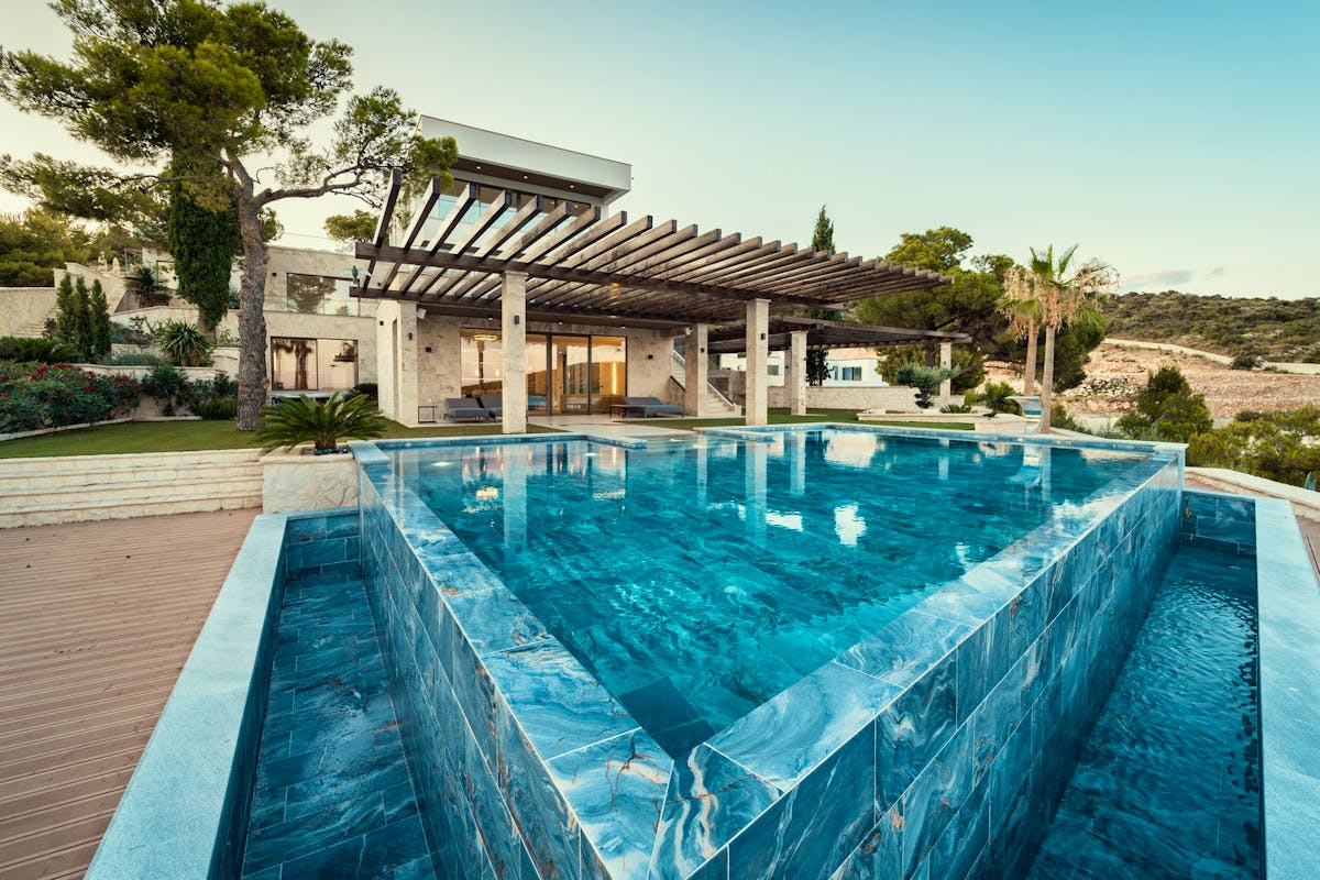 Luxurious villa with heated pool near Rogoznica for sale