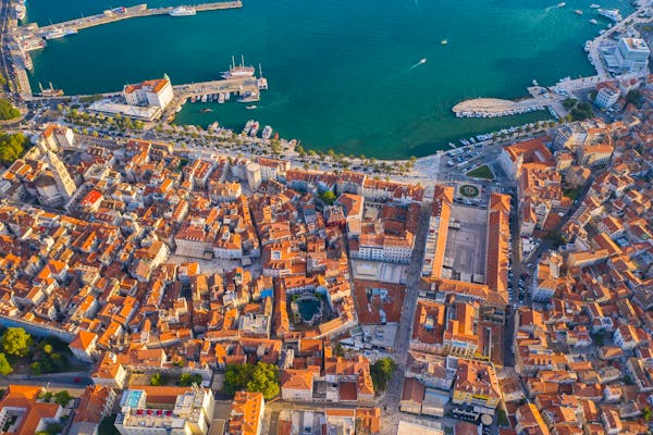 Newly renovated apartment in center of Split for sale