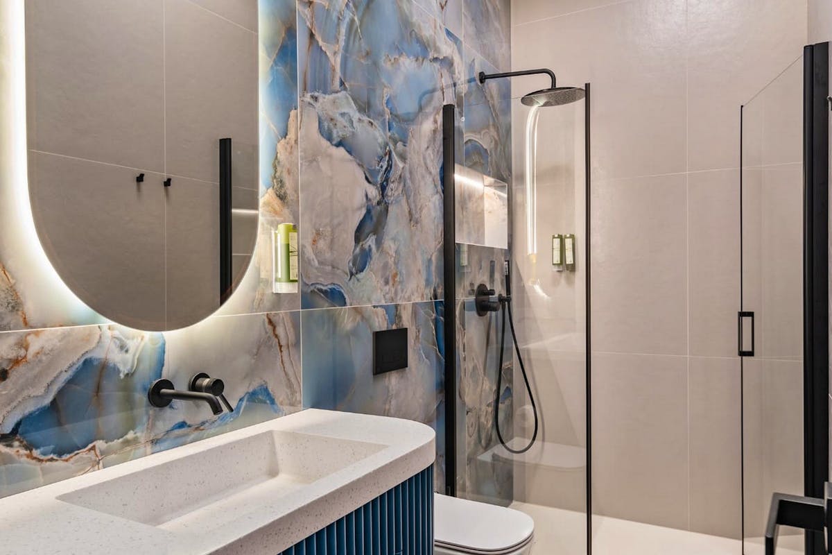 Exclsuive bathroom with walk-in shower