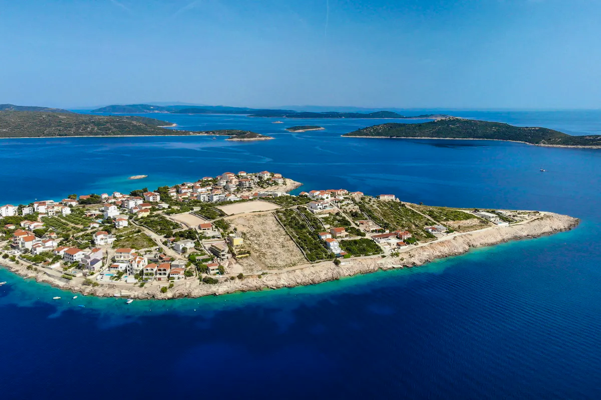 House next to the sea with investment potential near Rogoznica for sale