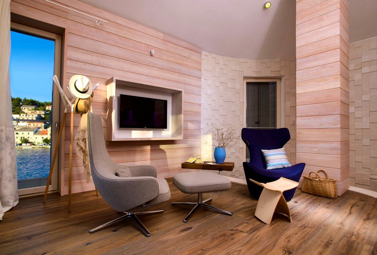 Elegant living room with fireplace